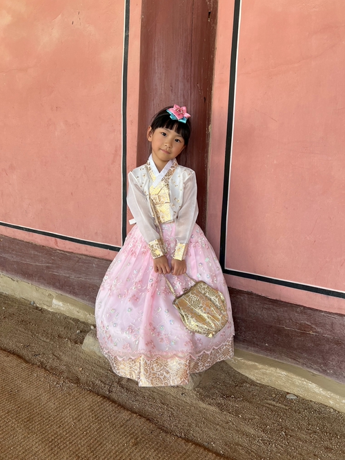 妹妹的韓服初體驗