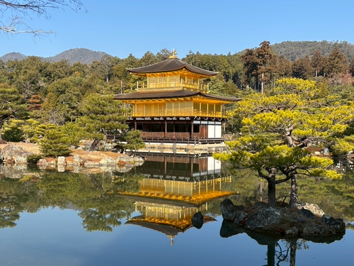 金閣寺倒影