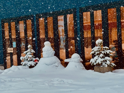 等待，當下，雪