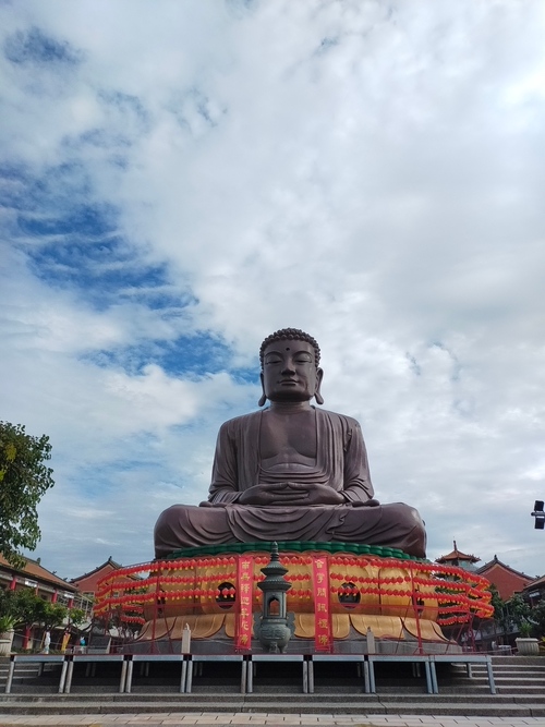 八卦山大佛雲卷雲舒